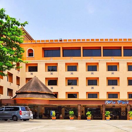 Win Place Hotel Чиангмай Экстерьер фото