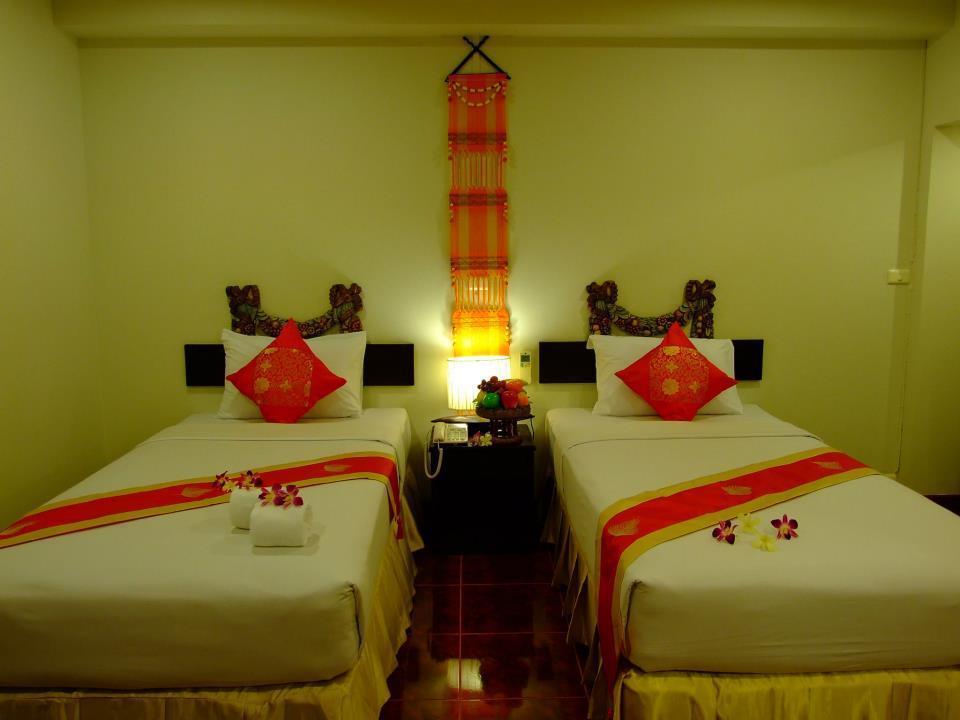 Win Place Hotel Чиангмай Экстерьер фото