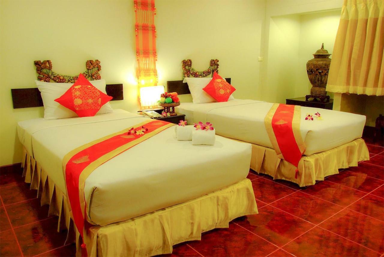 Win Place Hotel Чиангмай Экстерьер фото